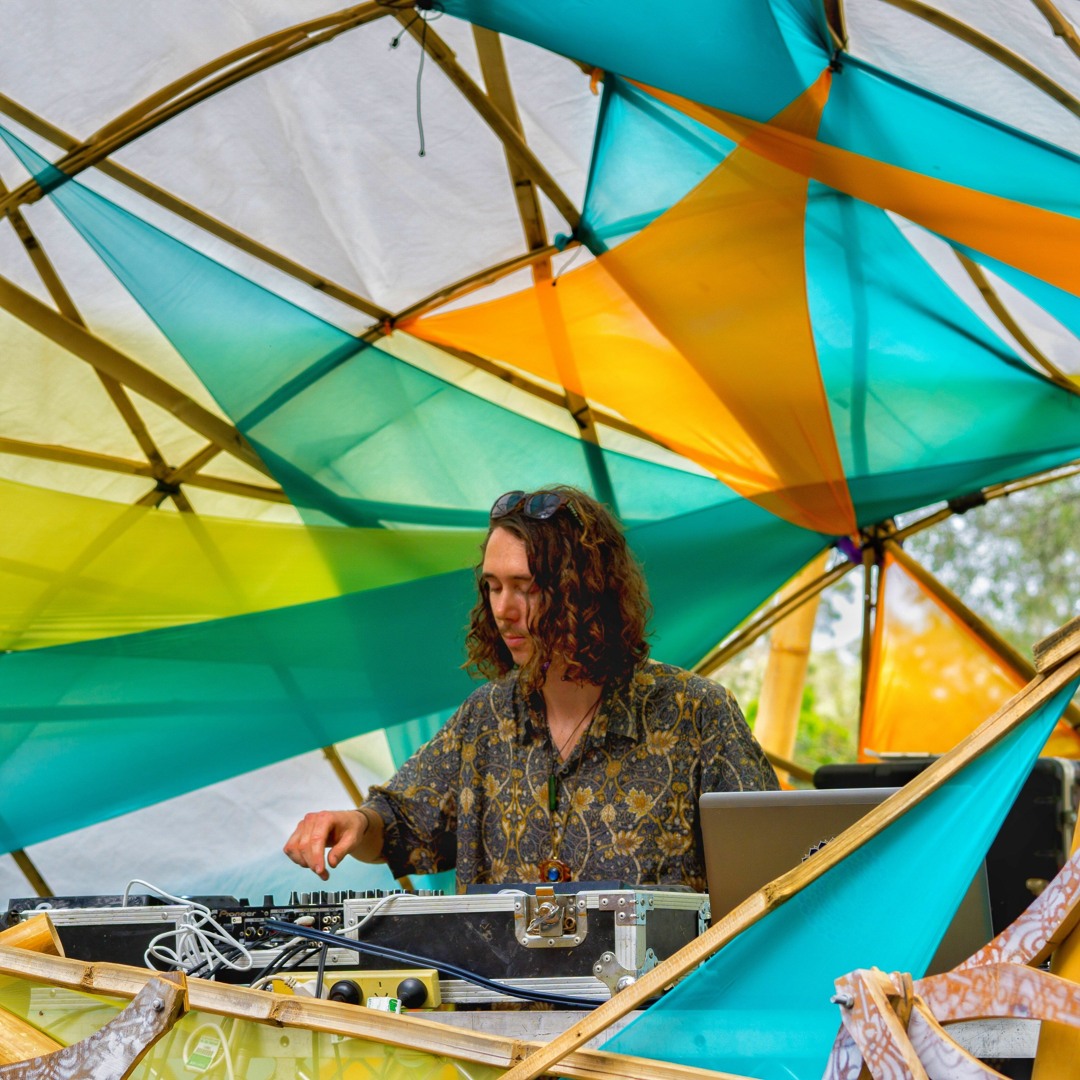 Lucid Gecko — Gumnut Dreamfunk (Remix)